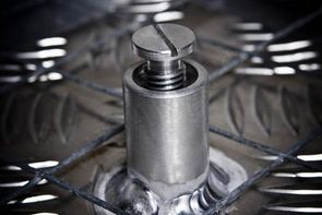 Напольный люк Премиум 54 мм 2 створки Напольный люк Премиум 54 мм 2 створки