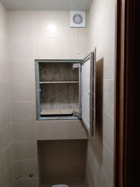 Люк под плитку Нажимной Секрет-Лайт 300*200 Люк под плитку Нажимной Секрет-Лайт 300*200