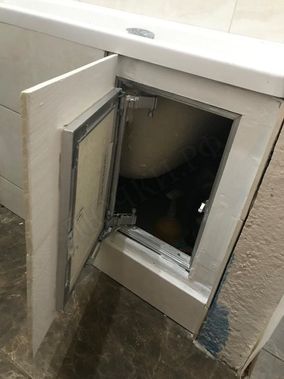 Люк под плитку Нажимной Секрет-Лайт 300*200 Люк под плитку Нажимной Секрет-Лайт 300*200